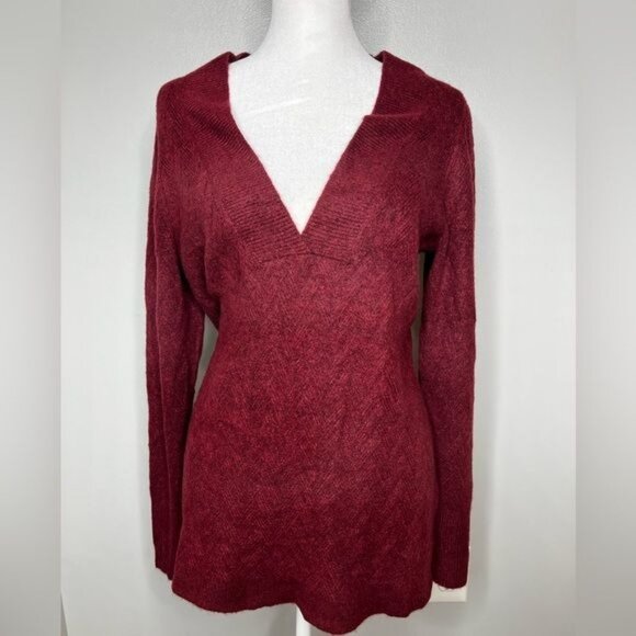 Chico’s Herringbone Cranberry Burgundy Tunic Sweater with Deep V-Neck Medium - Picture 2 of 13